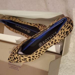 Rothys point flats leopard size 9